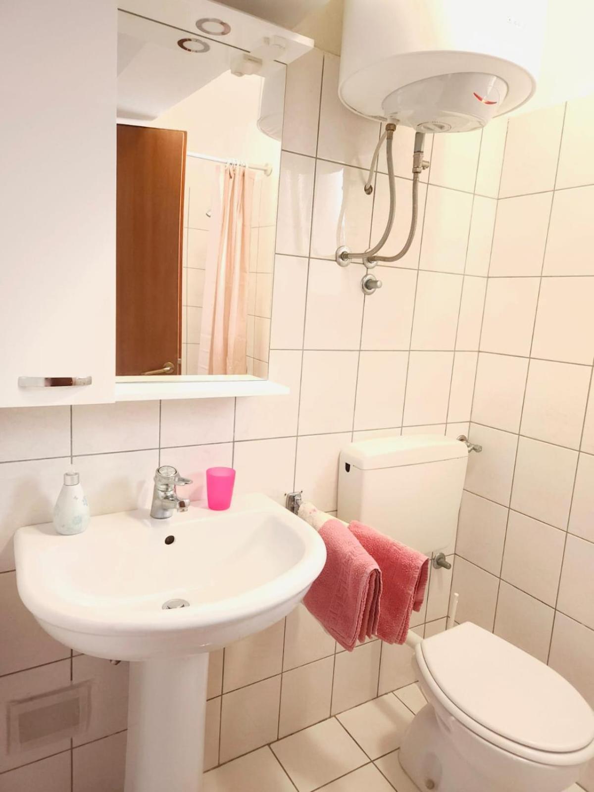 Lorena Apartments In Пула Екстер'єр фото