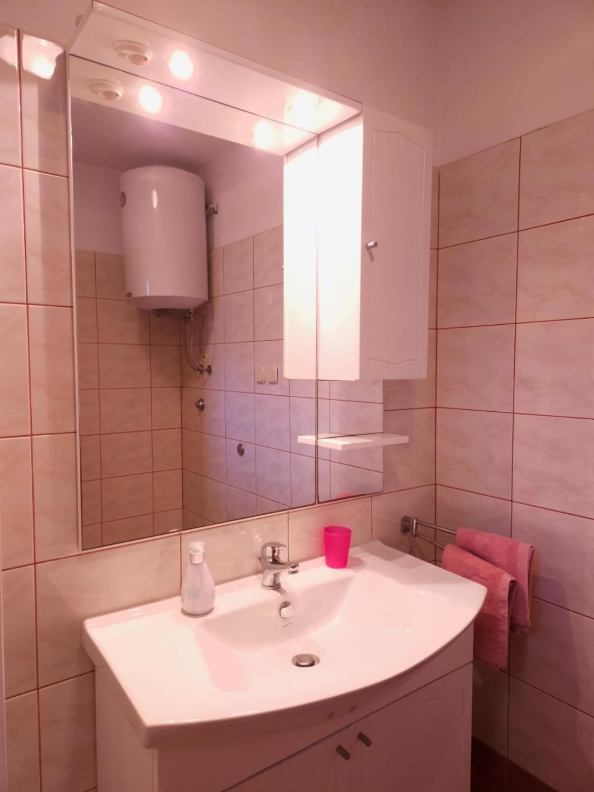Lorena Apartments In Пула Екстер'єр фото