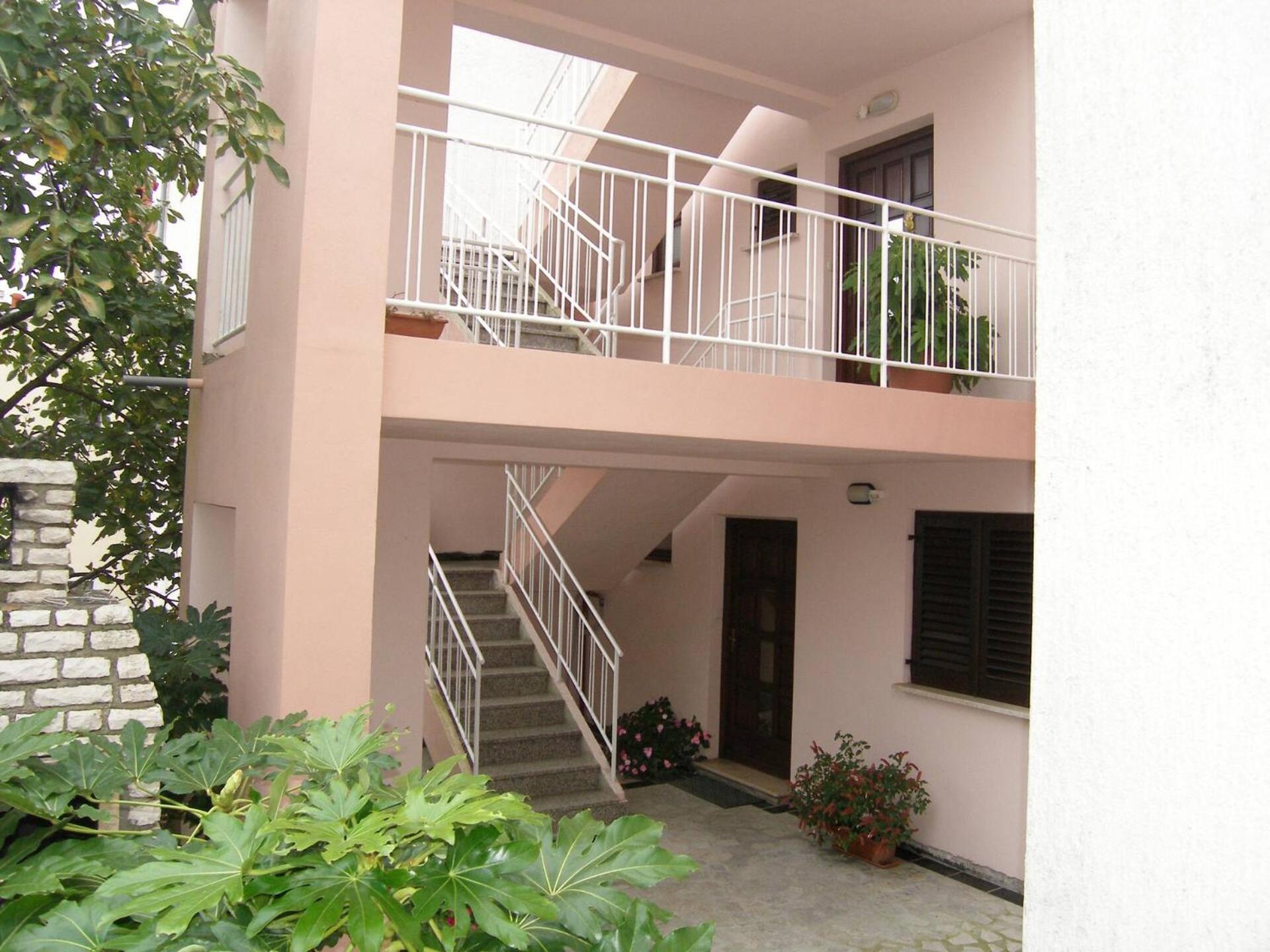 Lorena Apartments In Пула Екстер'єр фото